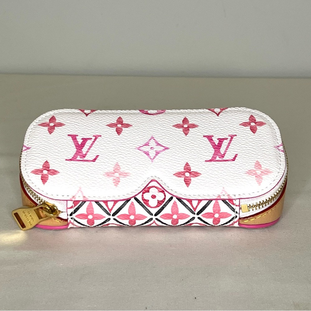 Louis Vuitton Giant Monogram By The Pool Sunglasses Case GM Pink